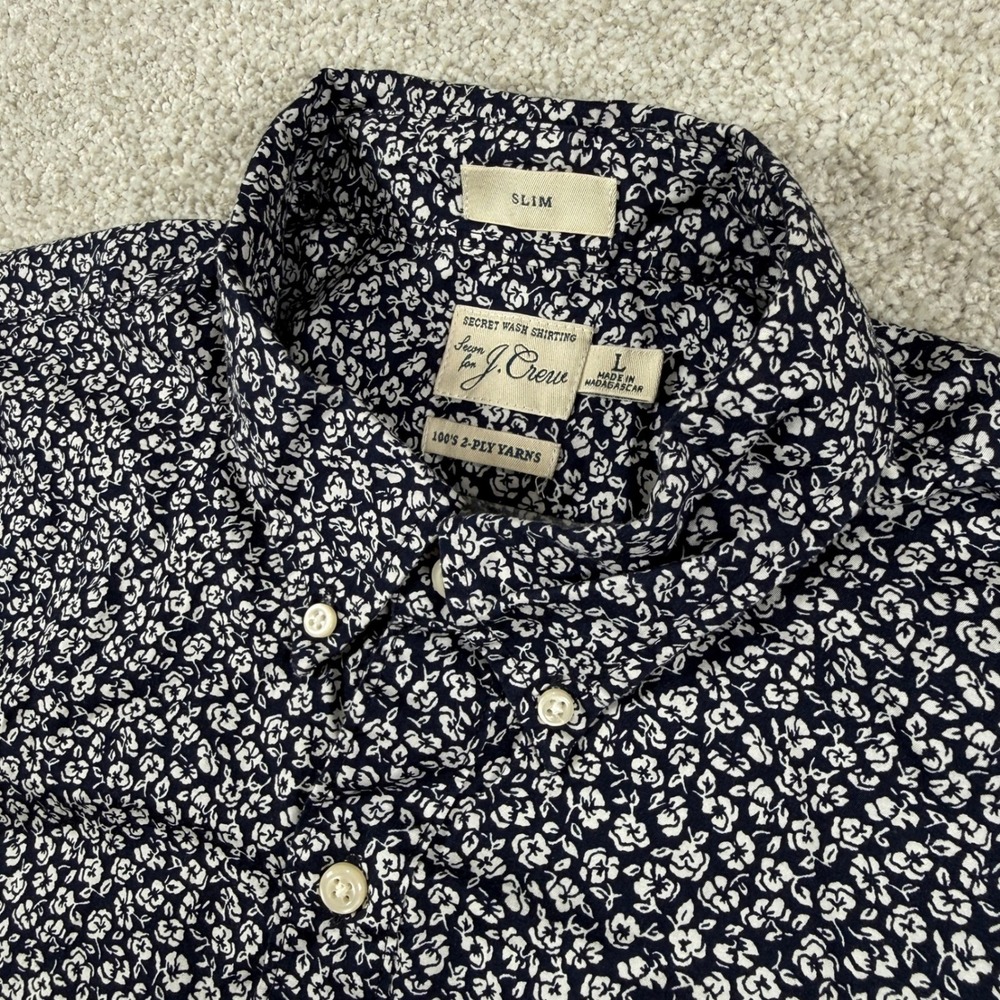 J.Crew Button Down Shirt Mens L Navy Blue Floral Slim Fit Wash Short Sleeve